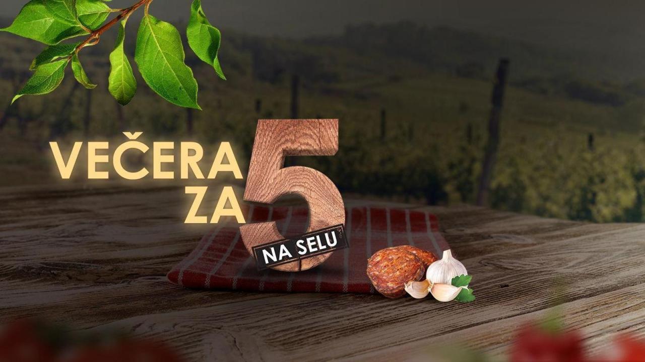 Večera za 5,, lokalna produkcija